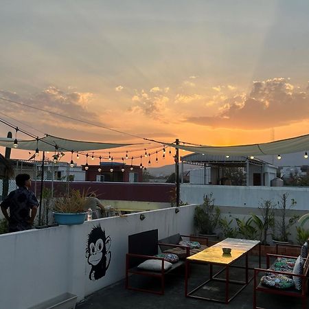 צ'יאנג מאי Monkey Toe Guesthouse מראה חיצוני תמונה